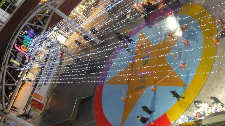 일산 라페스타 쇼핑센터 광장